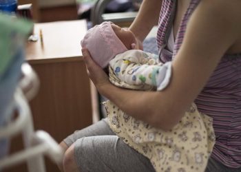 Жалгыз бой эне алимент өндүрө албайбы?