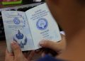 Атам менен апамдын паспортунун көчүрмөсү менен паспорт алаламбы?