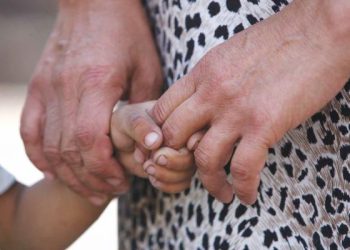 Баласынан баш тартса алименттен бошотулабы? Ата-энелик укуктан ажыратуу процесси