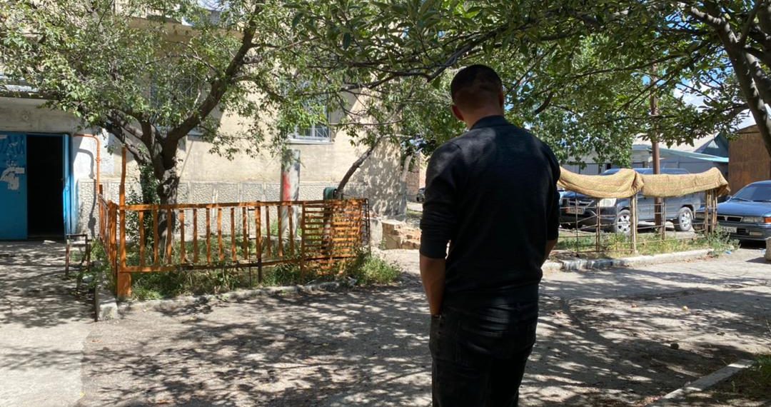 Мага көз күйдүргөн жигит эмес