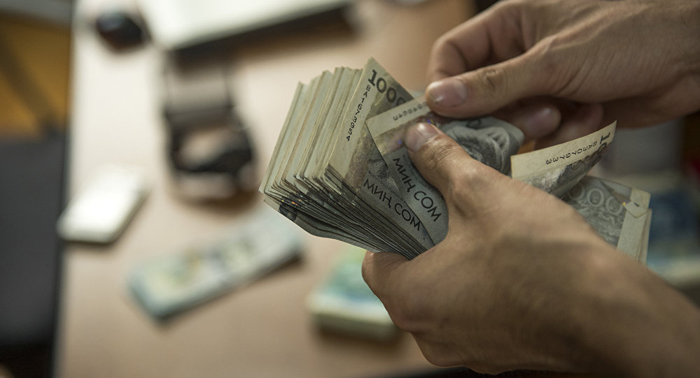 Бирөөгө 100 миң сом карыз бергем. Кантип өндүрүп алсам болот?