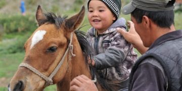 Эмне үчүн баланын кийимин караңгыга калтырбайт? Кызыктуу тест