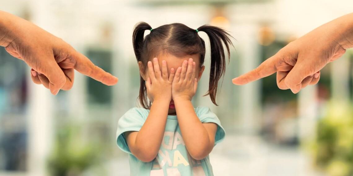 Кыздарды тарбиялоодо ата-эне кетирген 5 ката