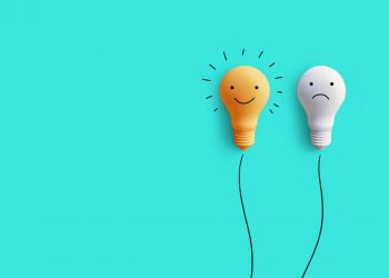 Эмне үчүн мен өзүмдү башкалар менен салыштыра берем? Психологдон жооп