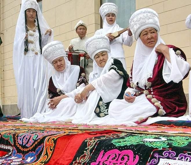 "Эски малдын көзүндөй" деген сөздүн маанисин билген кыйындар үчүн тест