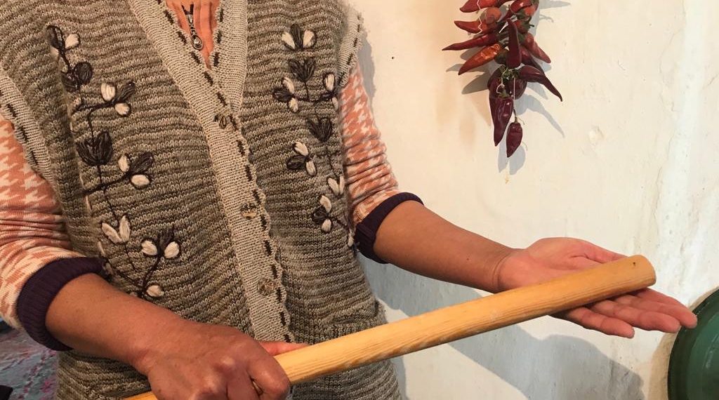 Келиним ооруп жатам десе ишенбей