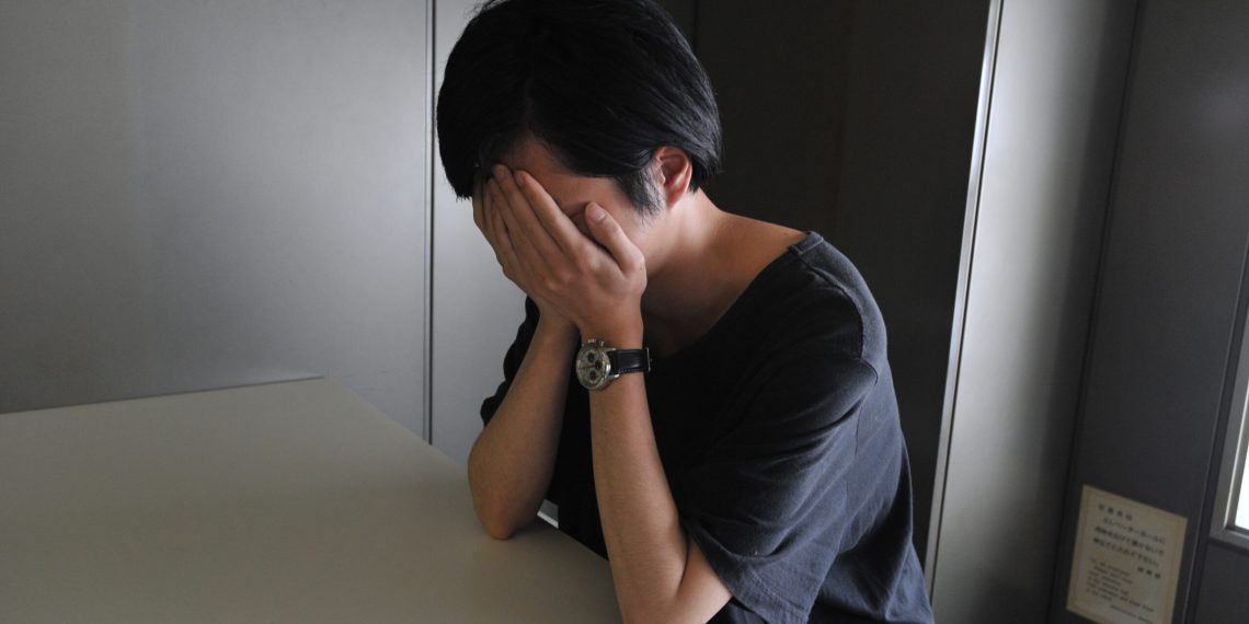 Күйөөм "сен өзүң жеп коесуң" деп 600 сом алимент төлөйт. Эмне кылсам болот?