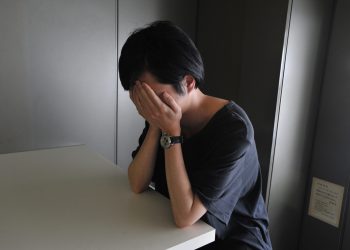 Күйөөм "сен өзүң жеп коесуң" деп 600 сом алимент төлөйт. Эмне кылсам болот?