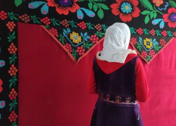 Боюмдан түшкөндөн кийин "оорукчан" деп үйүмө жеткирген кайын энеме рахмат