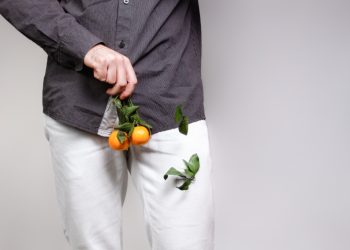 Менин жумурткаларымдын арты дайыма тердейт. Кандай даары ичишим керек?