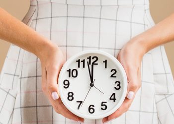 Бир айда эки жолу айыздын келишинин себеби эмнеде?