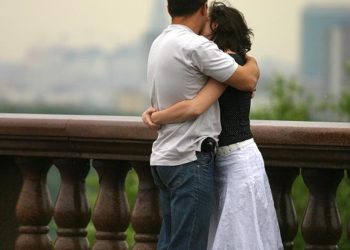 Уулум келиниме мага эмес