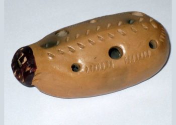 Бул кыргыздын аспабынын аты эмне? Кыйын болсоңуз