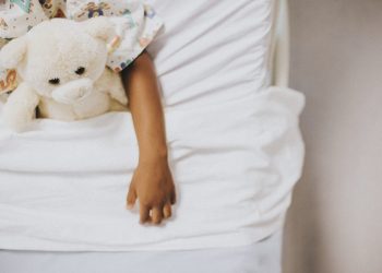 Уулубузду сүннөткө отургузсак