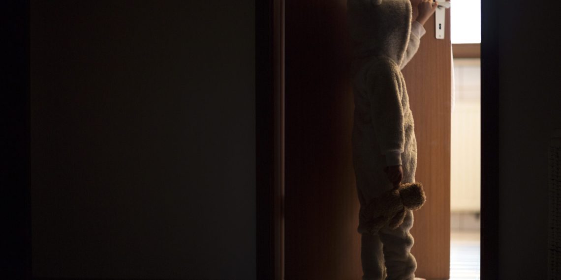 Аялым мага көргөзбөгөн балага алимент өндүргүсү келип жатат. Эмне кылам?