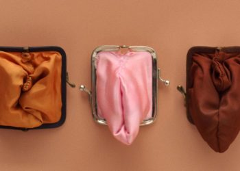 Жыныс эриндери бул себептердин айынан чоңоюп кетет