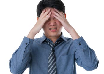 Келинчегим менен апамдын ортосунда кыйналып кеттим. Эмне кылсам болот?