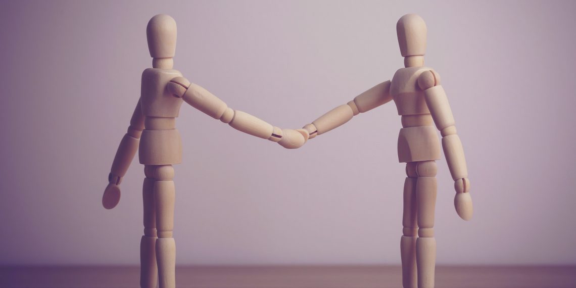 Кыргызча жана орусча так сүйлөй албаганым үчүн жигиттер карабай жатабы?