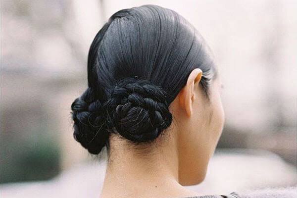 Айылда эмес