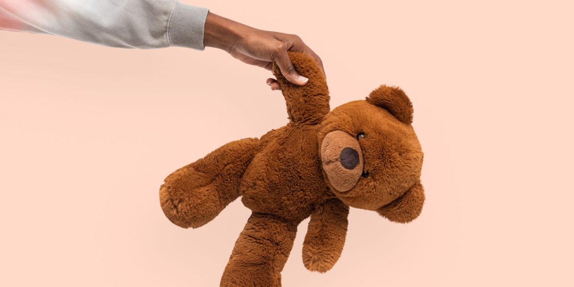 Атаң менен апаң басынтса