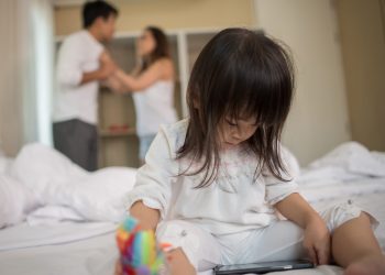 Мурунку аялыңыз же күйөөңүз балдарды көрсөтпөй жатса