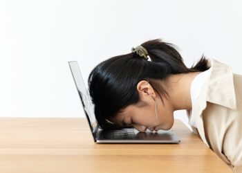 Кайын энеме кызмат кылып жатсам минтип оозумду ачырды