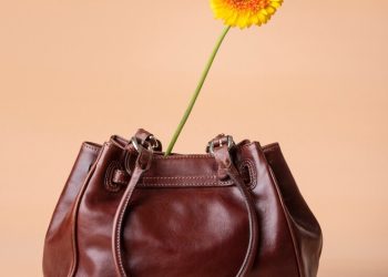 Өзүмө жакпаган кесипте окуп жатам. Ата-энемди кантип көндүрсөм болот?