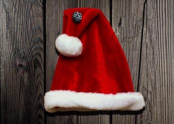 Аяз ата кошуна байке экенин билип ыйлагам. Бөбөктөр ой бөлүшөт