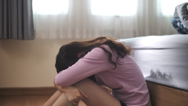 Жаңы жылда күйөөм ээрчитип келген Аяз кыз ким экенин билип таңкалдым