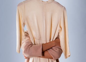 Күйөөмдү басынбасын деп бул кадамга барганыма өкүнөм