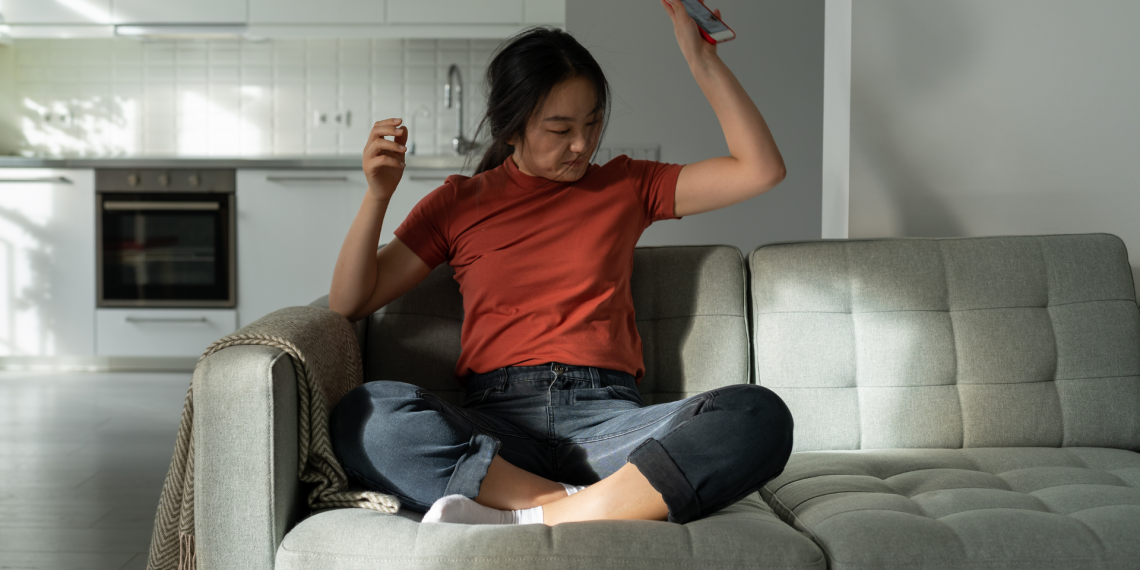 Жаңы төрөгөндө күйөөмдүн "измена" кылганын билдим. Кеңеш күтөм