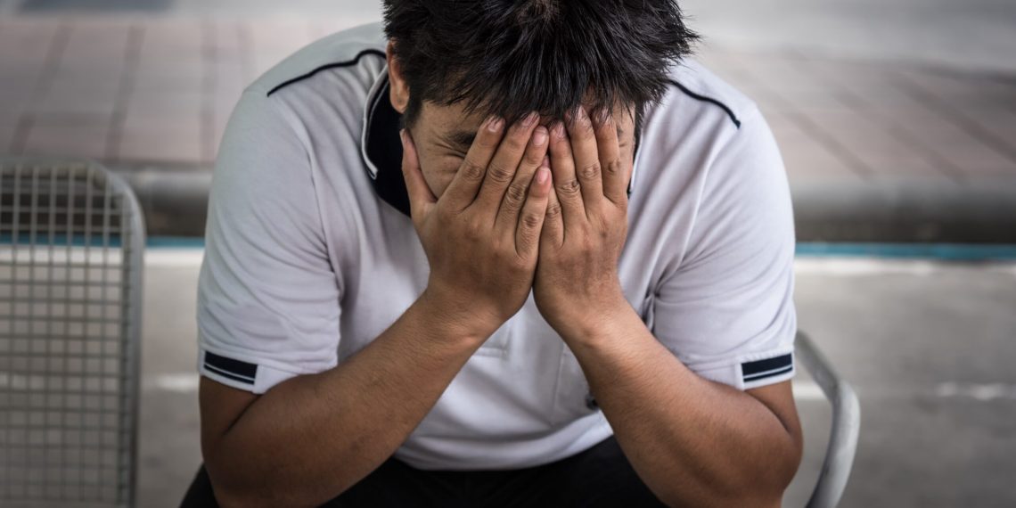 Айлыгым аялымдын картасына түшөт десем досум каткырды