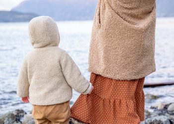 Баласын жалгыз тарбиялаган ата же апа сөзсүз муну билиш керек