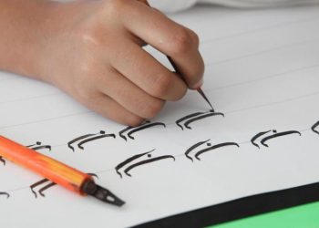 Арабча үйрөнгүсү келгендер үчүн пайдалуу булактар