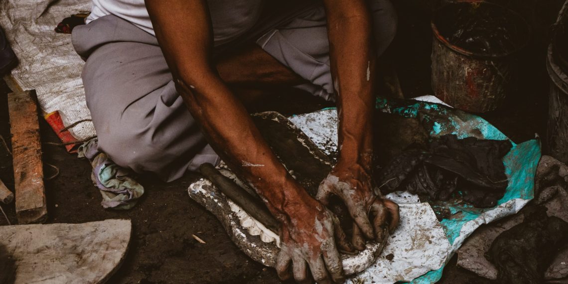 Үйүнө турбаган жездем баарыбыздын оозубузду ачырды