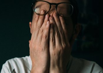 Боюнда бар аялыма бул сөздү айтканыма катуу өкүнөм