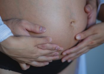 Күйөөм өзү жетелеп алып барып аборт жасаткан күн жашоомду өзгөрттү