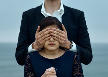 Бул 5 белги өзүңүз каалаган жашоодо жашабай жүргөнүңүздөн кабар берет