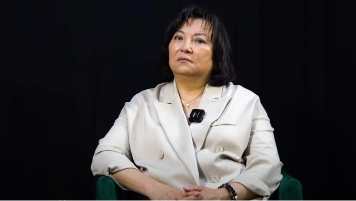 Киберкуугунтук. Баланын коопсуздугун сактоо боюнча адис кеңеш берет